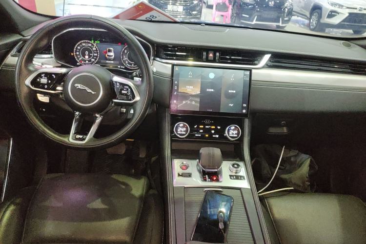 Used Jaguar F-PACE 2021 340 PS R-Dynamic SE
