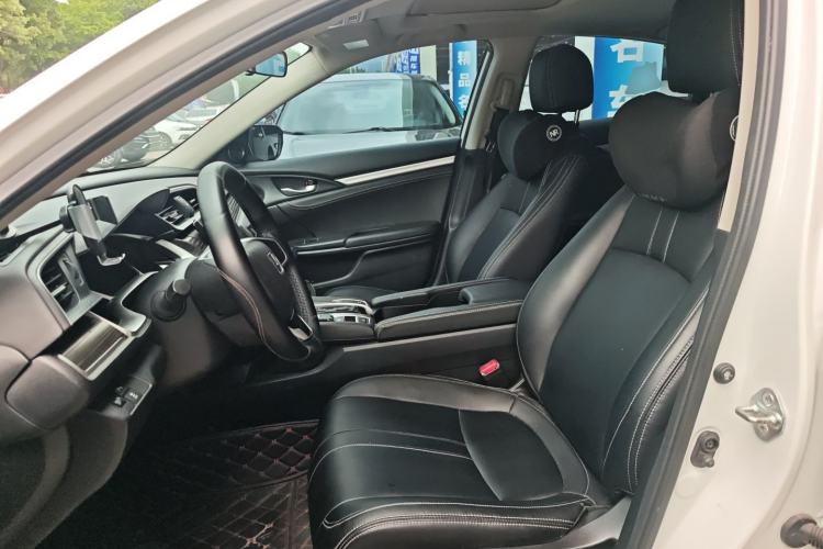 Used Honda Civic 2019 220TURBO CVT Dynamic Edition China VI Left Front Seat