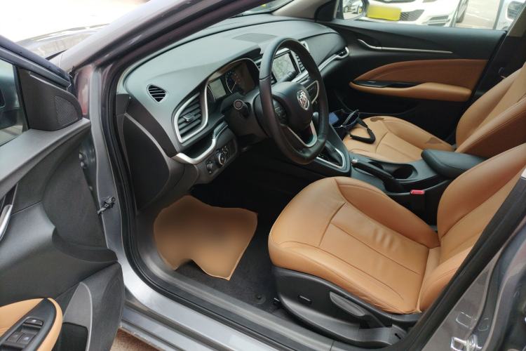 Used Buick Excelle GX 2018 18T Automatic Flagship Model
