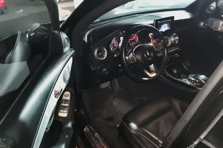 Used Mercedes-Benz GLC Coupe 2018 GLC 200 4MATIC Coupe SUV Driver Seat