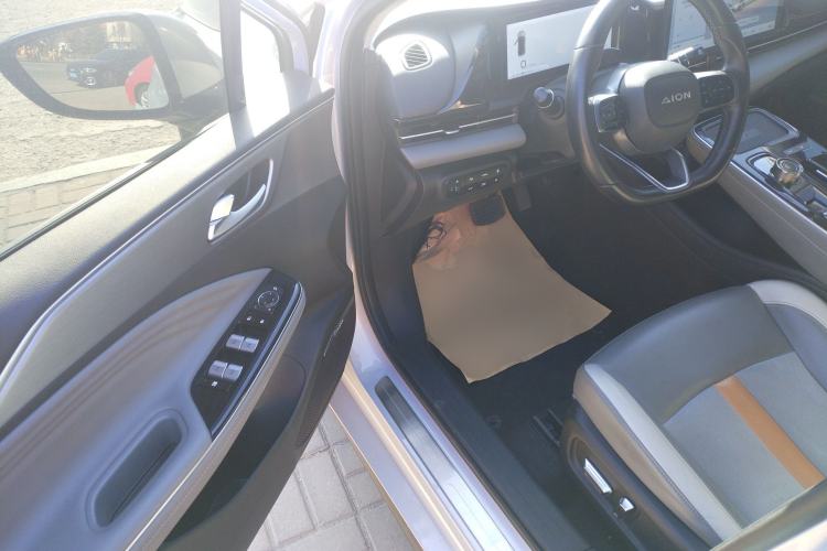 Used AION S Plus 2022 80 Tech Edition
