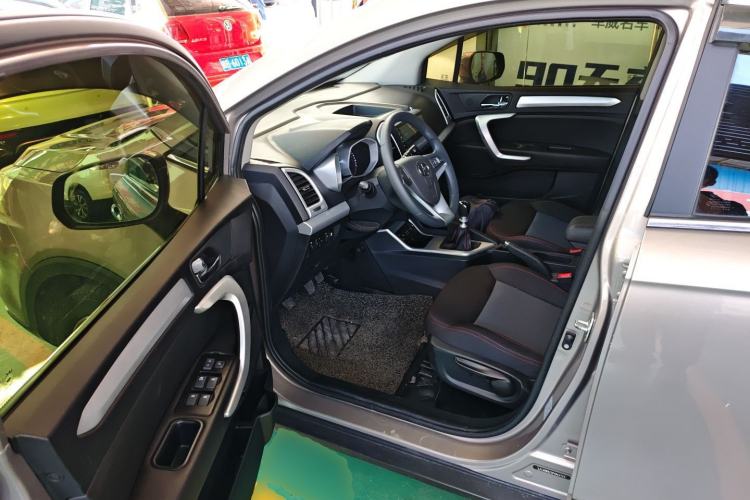 Used JAC Refine S3 2016 1.5L Manual Luxury Model
