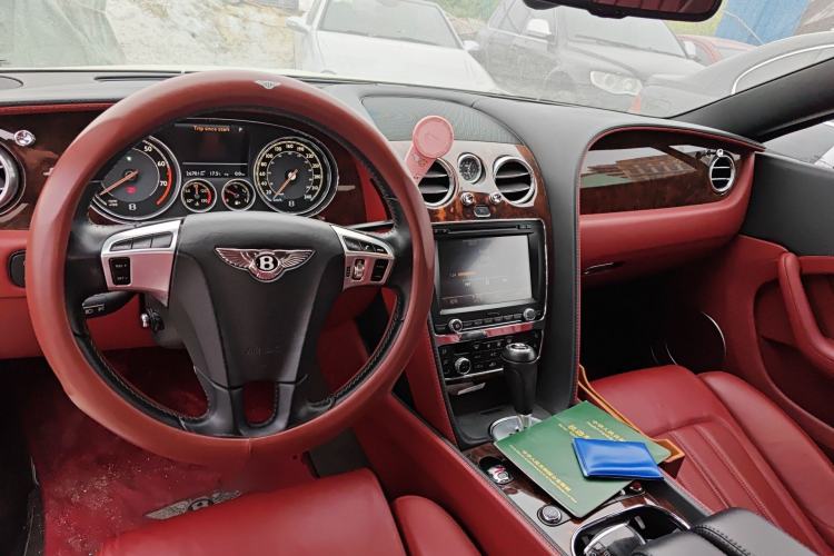 Used Bentley Continental 2012 6.0T GT W12 Center Console