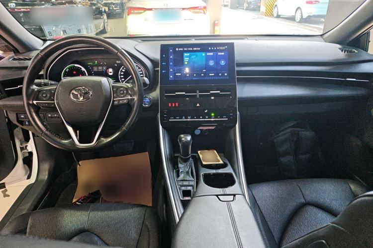 Used Toyota Avalon 2023 Dual-Engine 2.5L Luxury Edition
