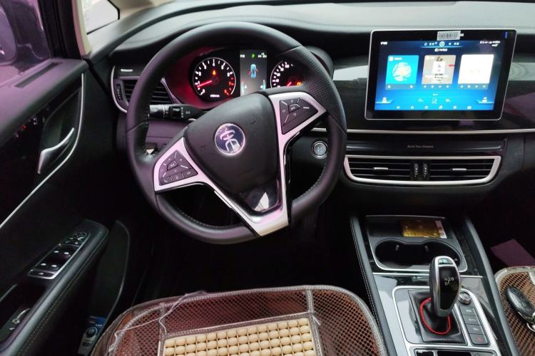 Used BYD Song MAX 2019 1.5T Automatic Smart Connect Ruiyi Sunroof Model 7 Seats China VI Standard
