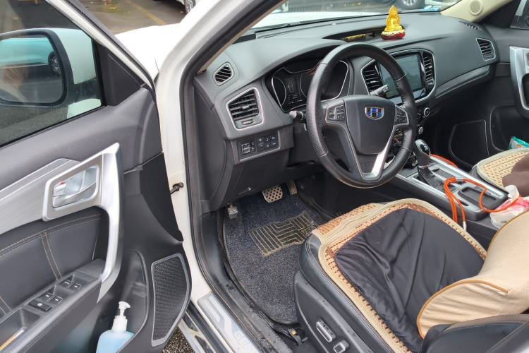 Used Geely Auto Vision X6 2016 1.3T CVT Flagship Model
