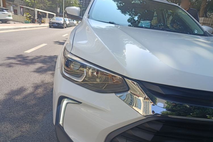 Used Chevrolet Trax 2021 325T Automatic Fun Edition China VI Standard Exterior 6