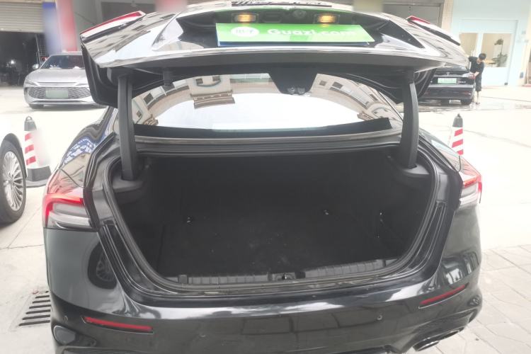 Used Maserati Ghibli 2014 3.0T Standard Edition Trunk