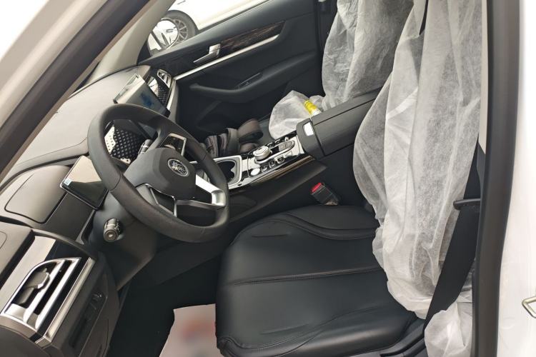 Used BYD Qin PLUS 2021 EV 400KM Leading Comfort Edition
