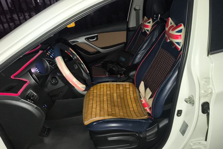 Used Hyundai Elantra (5th Generation / Langdong) 2015 1.6L Automatic Leading Model