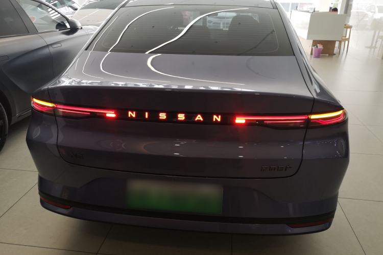 Used Nissan N6 2026 Model 180 Max Rear