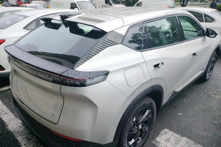 Used Dongfeng Aeolus L7 New Energy 2025 518 Comfort Edition
