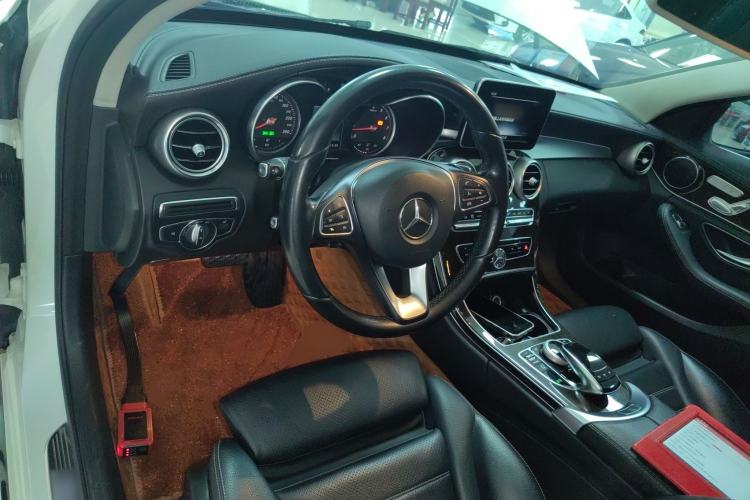 Used Mercedes-Benz C-Class 2017 Facelift C 200 L
