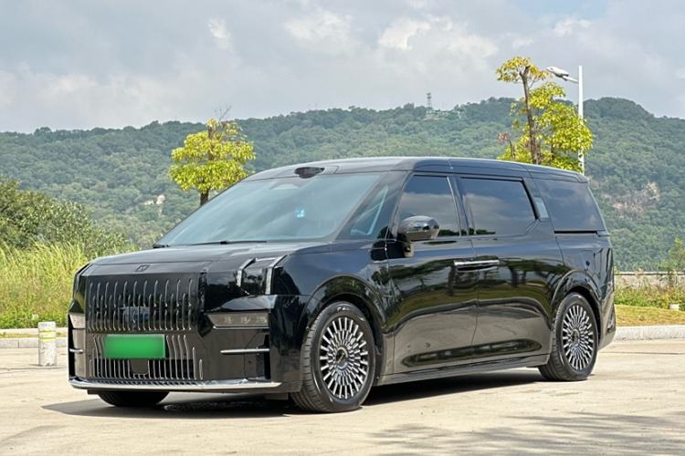 Used Zeekr 009 2024 Six-Seat Executive Version 4WD 108 kWh
