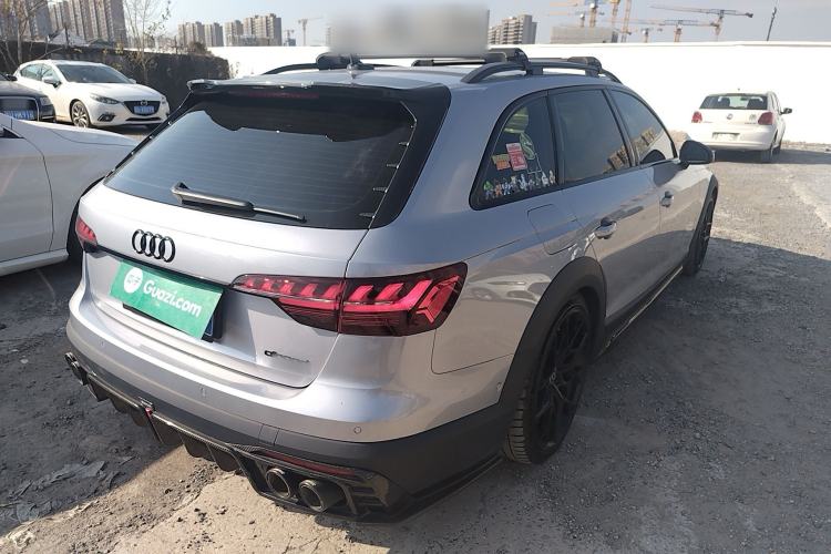 Used Audi A4 2023 allroad quattro
