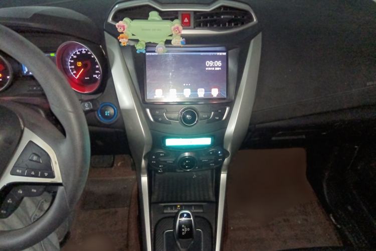 Used BYD Yuan New Energy 2018 EV360 Smart Connect Cool Edition Audio And AC Panel