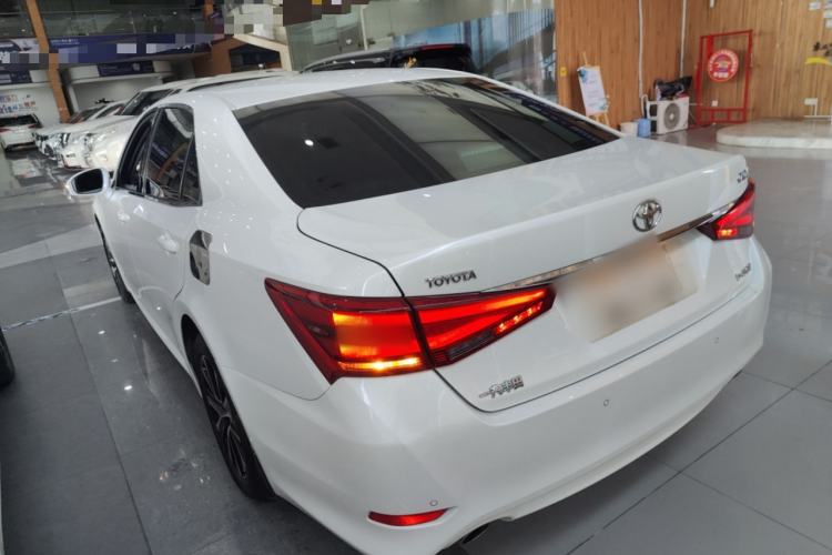 Used Toyota Crown 2018 2.0T Fashion Edition
