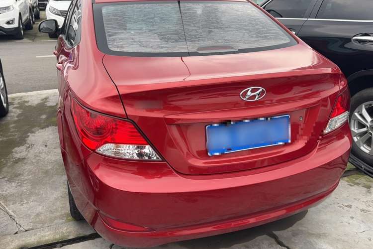 Used Hyundai Verna (older generation) 2013 Sedan 1.4L Automatic Standard GL Model

