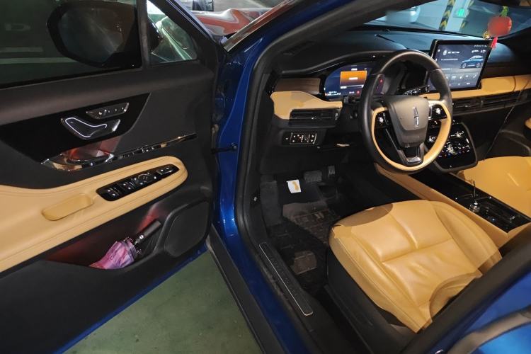 Used Lincoln Corsair 2022 2.0T Two-Wheel Drive Deluxe Edition