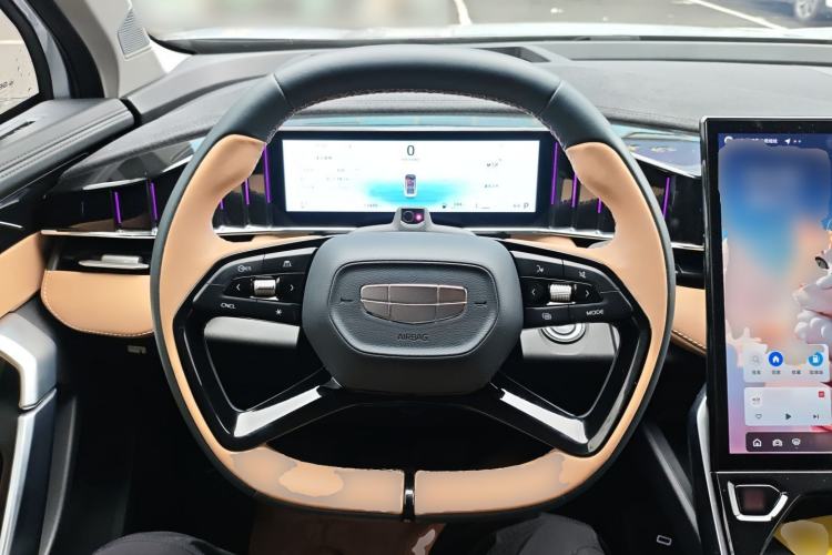 Used Geely Auto FX11 2023 2.0TD DCT Flagship Version
