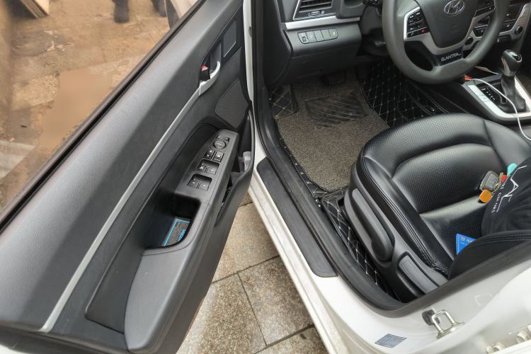 Used Hyundai Elantra (6th Generation / Lingdong) 2016 1.6L Automatic ZhiXuan – Elite Version