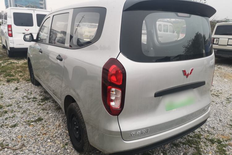 Used Wuling Hongguang New Energy 2025 Extended-Range Hybrid 50 km Standard Version
