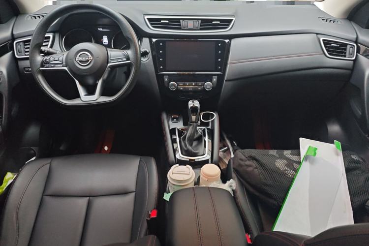 Used Nissan Qashqai 2023 Classic 2.0L CVT XV Comfort Edition Center Console