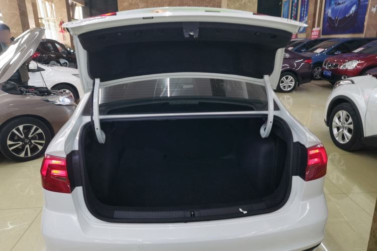 Used Volkswagen Bora 2019 Facelift Bora·Legend 1.5L Automatic Fashion Edition China VI Standard
