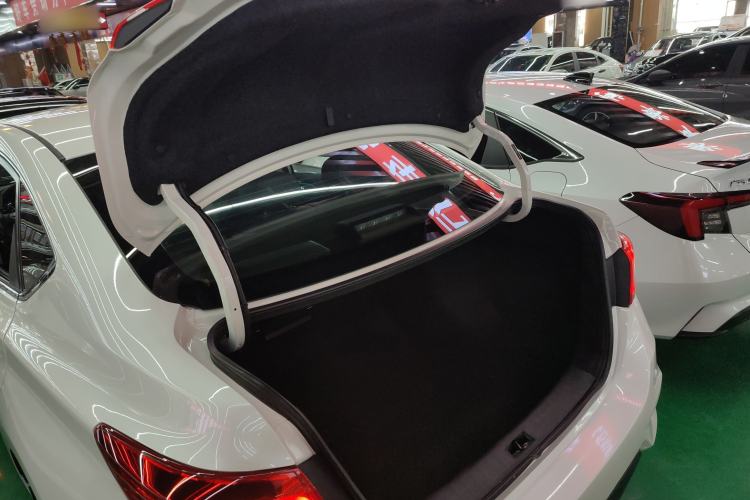 Used Nissan Sylphy 2019 Classic 1.6XL CVT Luxury Edition Trunk