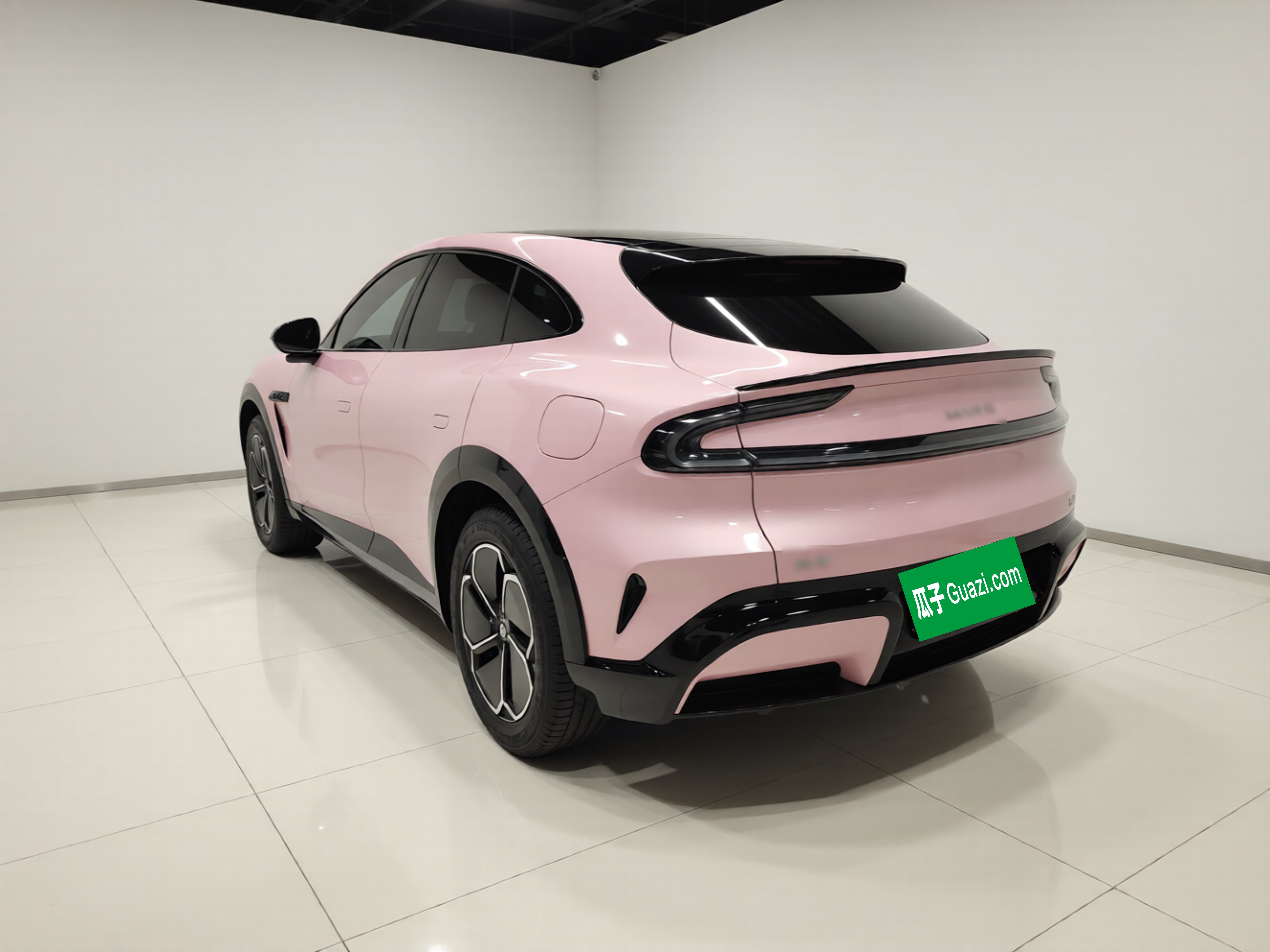 Xiaomi Auto YU7 2025 Ultra-Long Range Rear-Wheel Drive Version — снимка 4