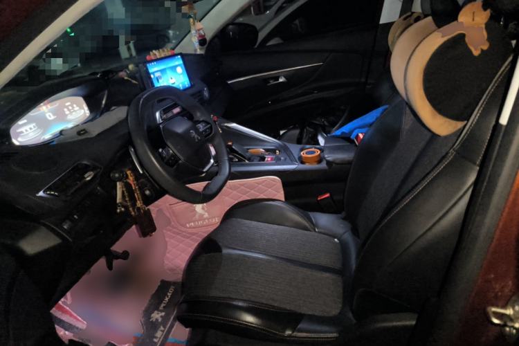 Used Peugeot 4008 2017 350THP Elite Edition Left Front Seat