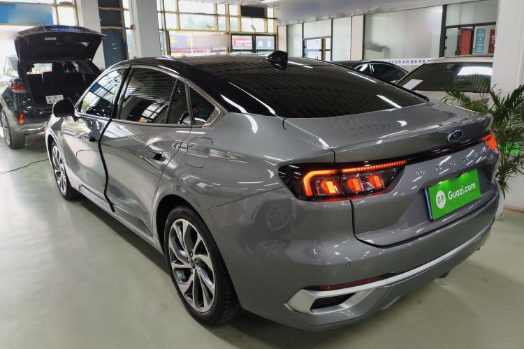 Used Ford Mondeo 2023 EcoBoost 245 Ultimate Model Exterior 2