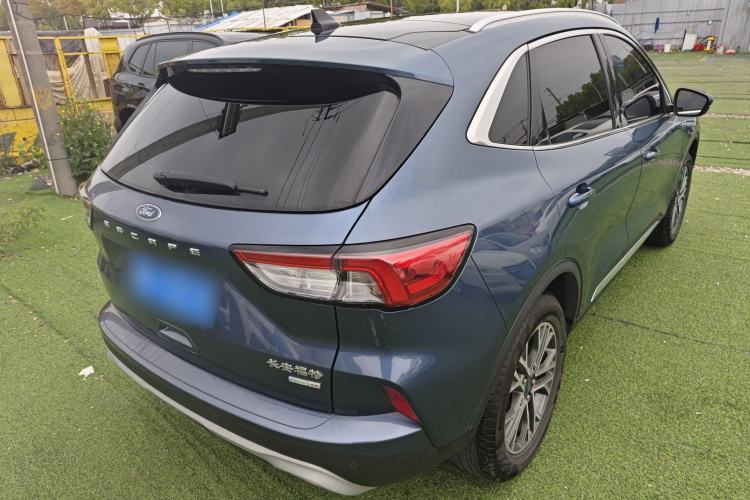 Used Ford Escape 2020 EcoBoost 245 Two-Wheel-Drive Titanium Edition
