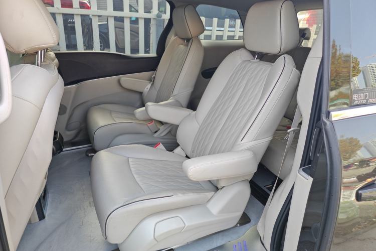 Used Buick GL8 2021 Land Cruiser Executive Class 652T Comfort Model