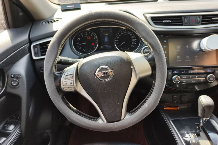 Used Nissan X-Trail 2014 2.5L CVT Luxury Edition 4WD
