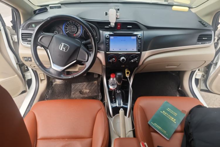 Used Honda Crider 2016 1.8L CVT Comfort Version Center Console