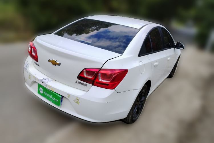 Used Chevrolet Cruze 2015 1.5L Classic SE MT Rear Right 45 Deg