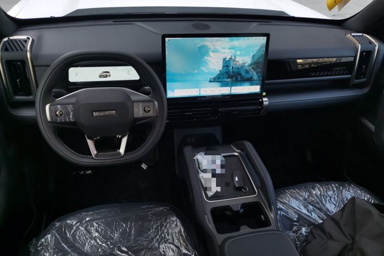 Used iCAR 03T 2024 520km Two-Wheel Drive Long-Range Version
