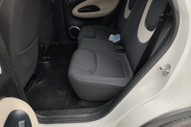Used Wuling Bingo 2023 203km Light Edition Left Rear Seat