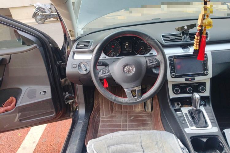 Used Volkswagen Magotan 2013 1.8TSI Premier Model Steering Wheel