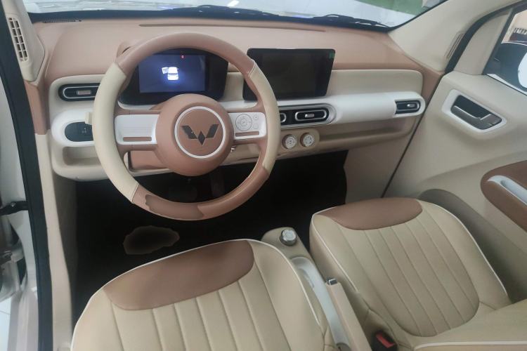 Used Wuling Hongguang MINIEV 2024 3rd Generation 215km Advanced Version