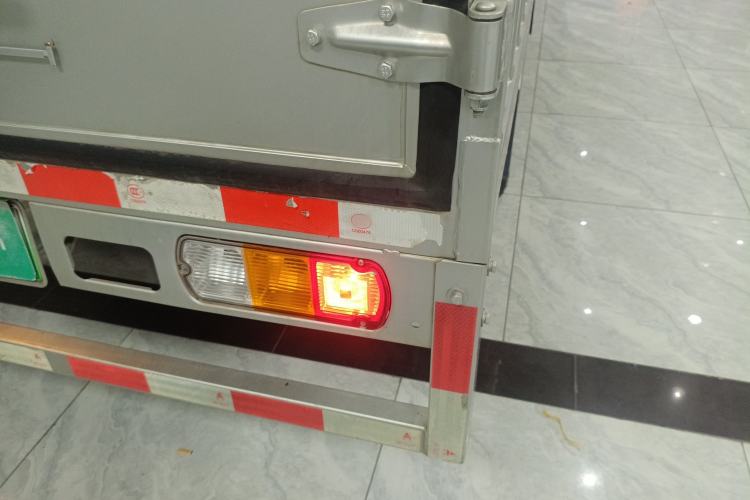 Used Linxys Huangjinka 2023 Single-Deck Container Side-Opening Pioneer Edition
