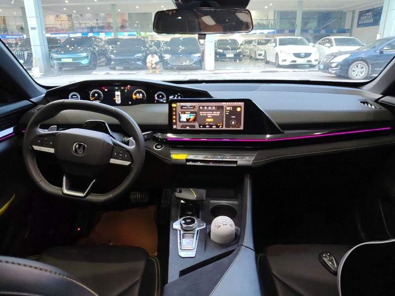 Used CHANGAN UNI-V 2022 1.5T Sport Edition — 9