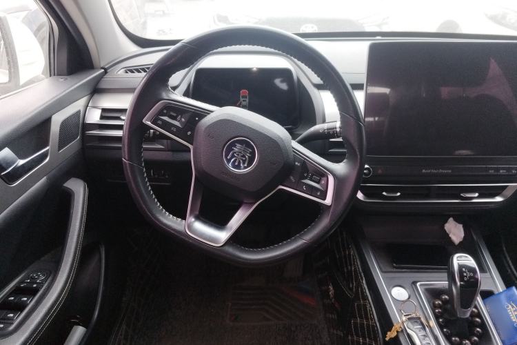 Used BYD Qin Pro 2019 Super Edition 1.5TI Automatic Smart Connect Enjoyment Model China VI Standard
