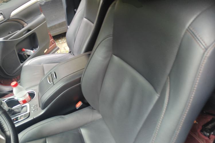 Used Toyota Highlander 2018 2.0T Four-Wheel Drive Prestige Version 7 Seats China VI Standard
