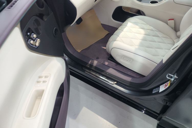 Used Avatr 11 2025 Night Rider Edition Left Front Seat