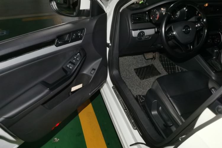 Used Volkswagen Sagitar 2018 1.6L Automatic Comfort Model
