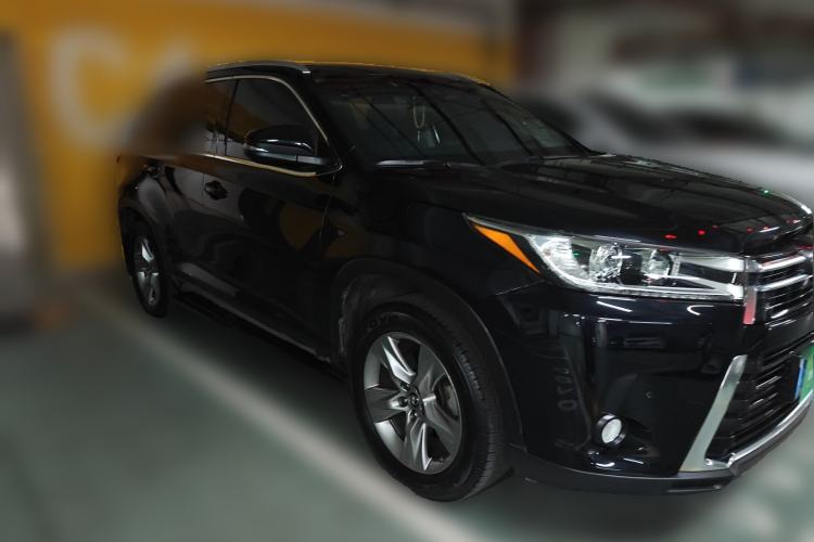 Used Toyota Highlander 2018 2.0T Four-Wheel Drive Prestige Version 7 Seats China VI Standard Front Right 45 Deg