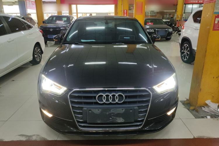 Used Audi A3 2014 Limousine 35 TFSI Automatic Comfort Model