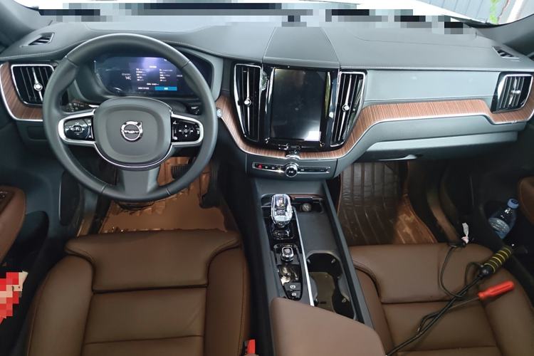 Used Volvo XC60 New Energy 2025 Plug-in Hybrid Long-Range All-Wheel Drive Smart & Luxurious Edition